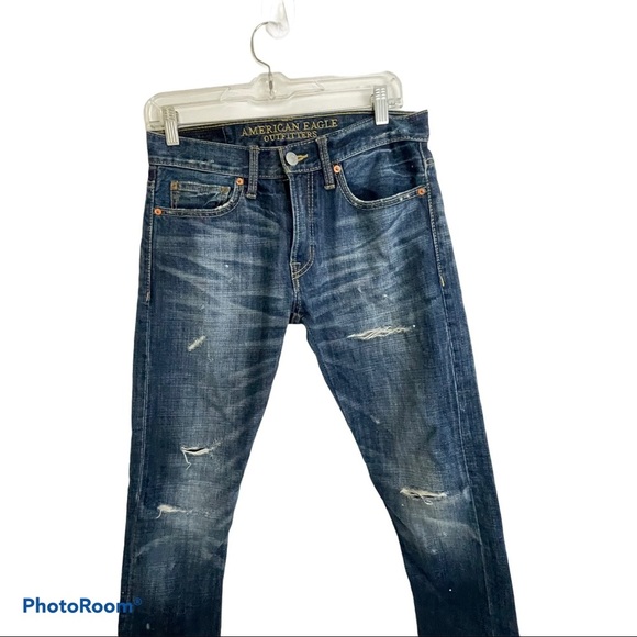 American Eagle Outfitters mens distressed jeans Size 28/30 . Straight leg - Picture 2 of 8